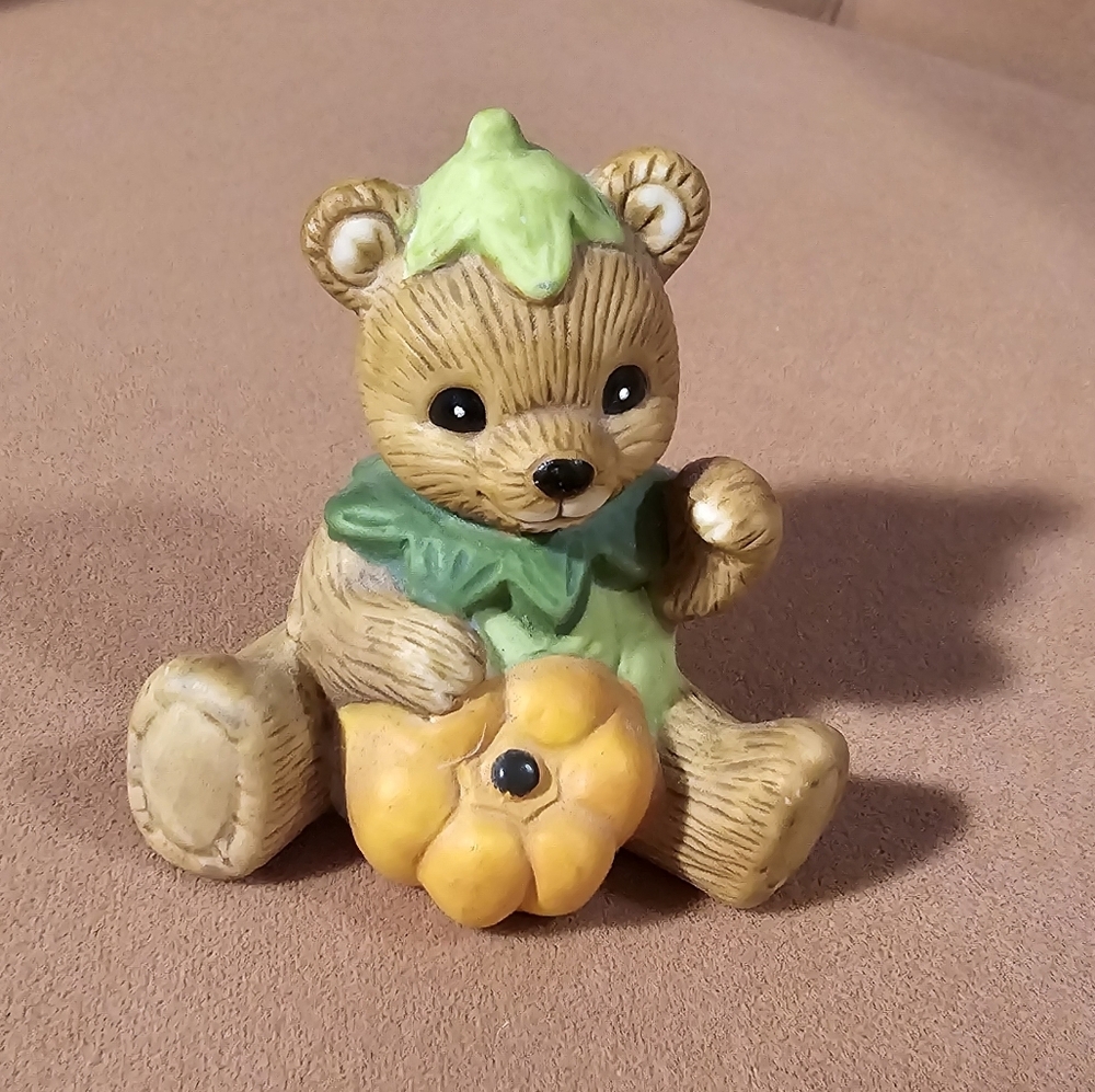Homco Vintage Fall Ceramic Bear 1426 EUC
